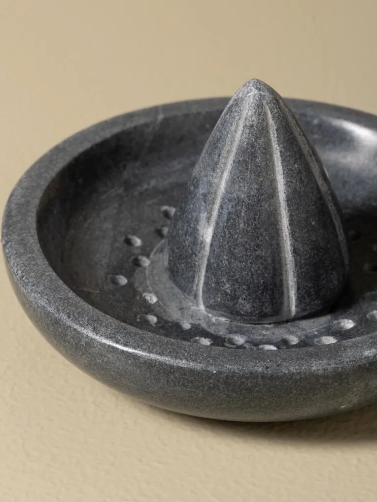 Storcător de citrice din marmură gri antichizat, finisaj mat, 20 × 13 cm, „Grey Marble"