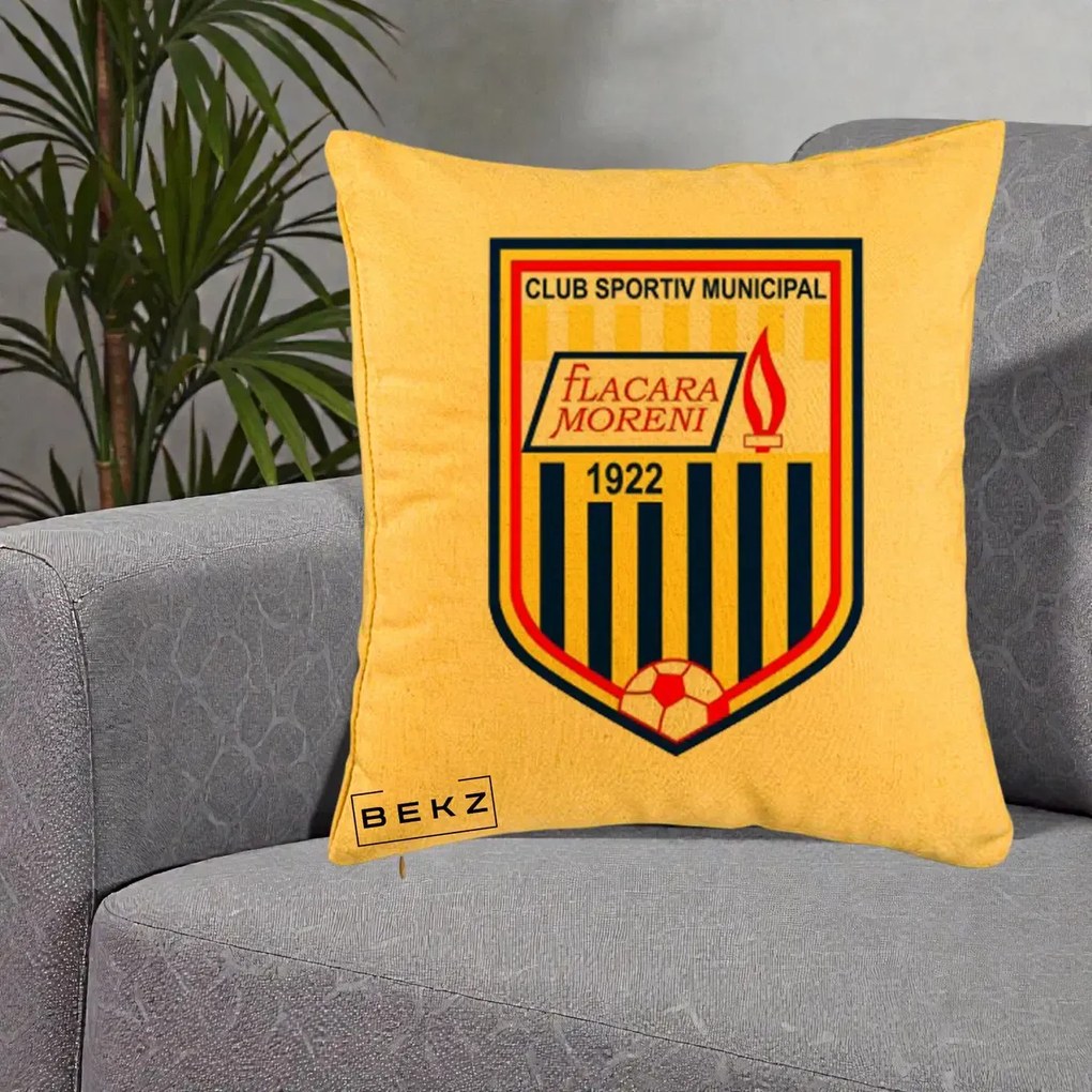 Perna Personalizata CSM Flacara Moreni 1922 Fotbal, 40x40 cm, Galben, Husa Detasabila, Perna Inclusa, BEKZ®