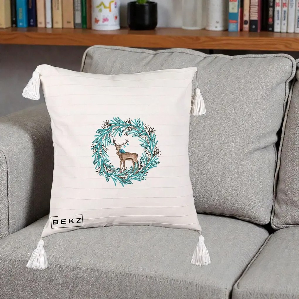 Perna Decorativa Coroana Turcoaz cu Ren, 40x40 cm, Bej cu Franjuri, Husa Detasabila, Perna Inclusa, BEKZ®