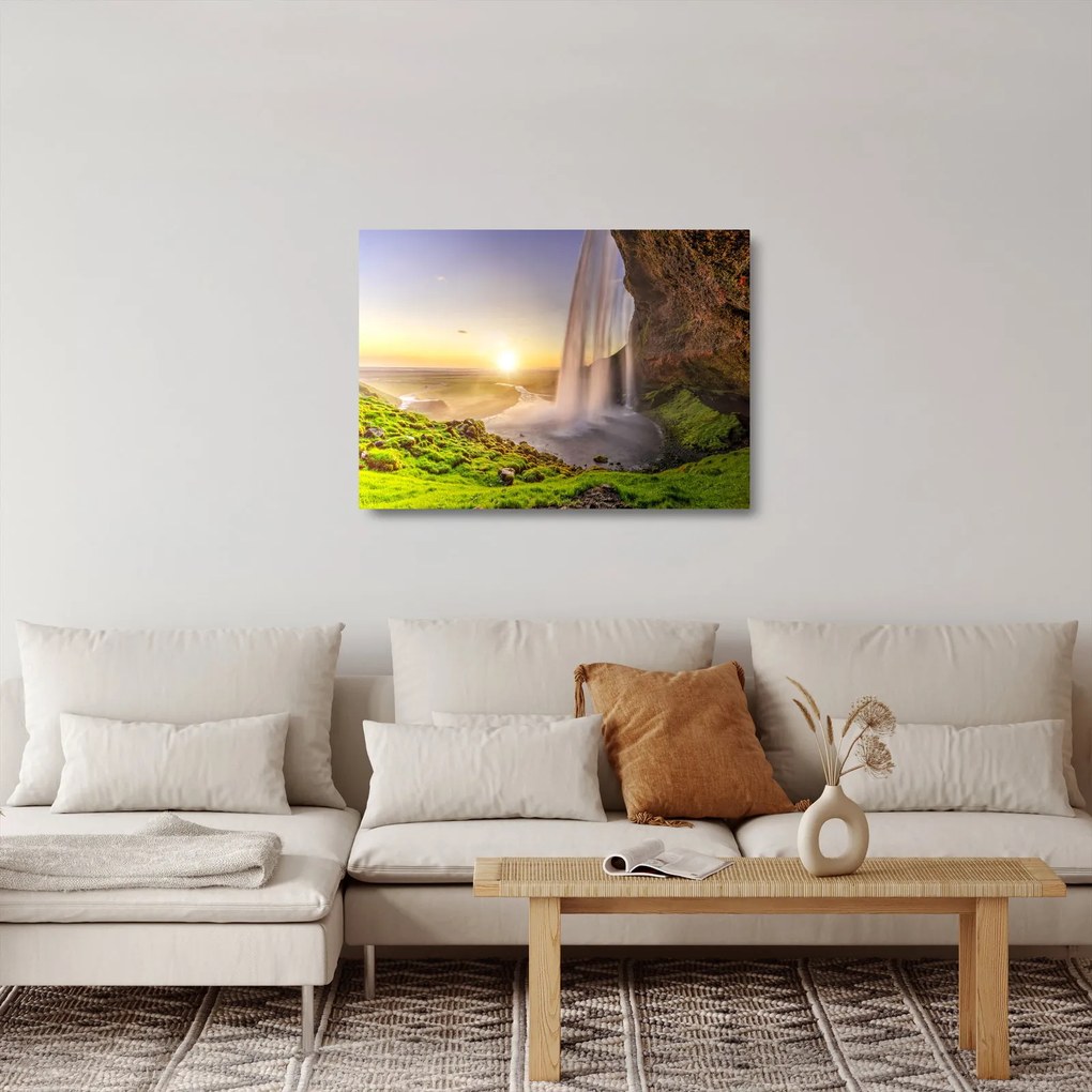 Tablou pe sticlă - Seljalandsfoss din spatele peșterii (70x50 cm)