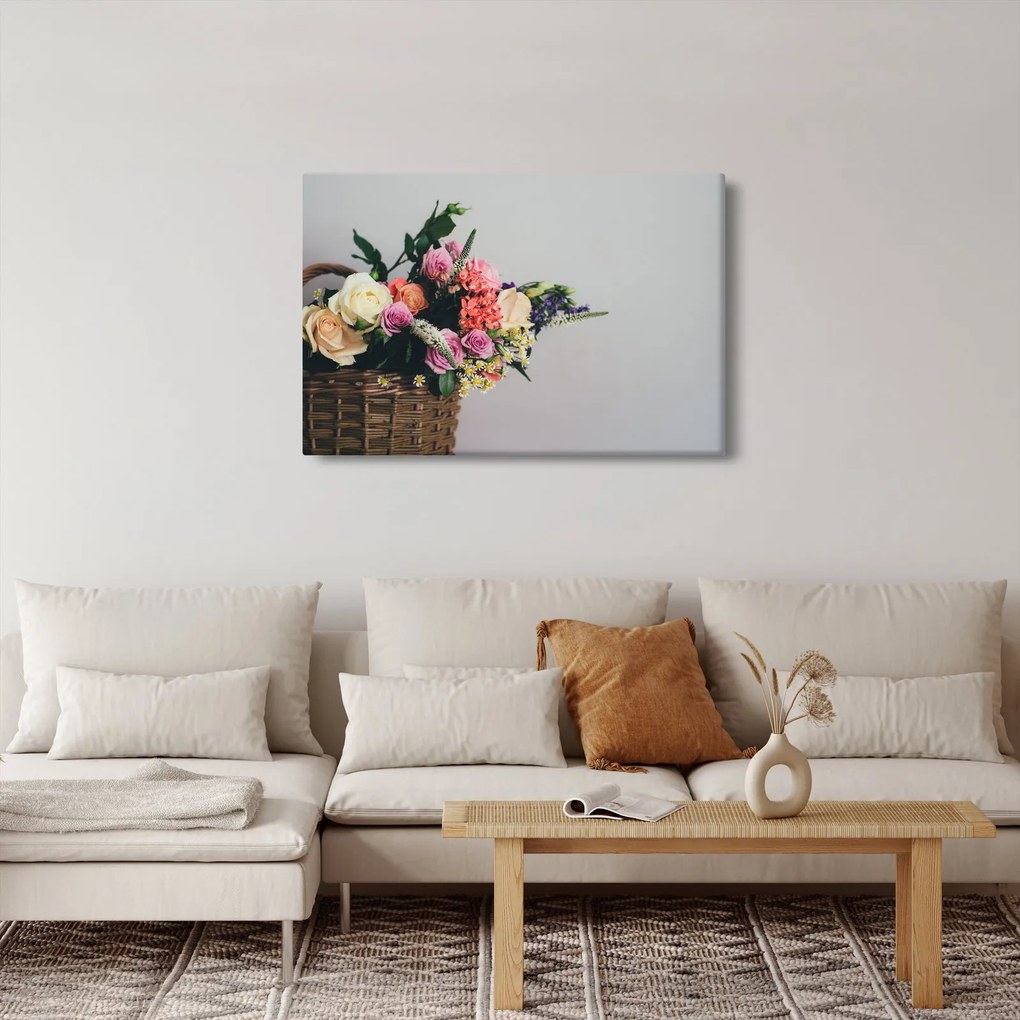 Tablou cu coș și flori (90x60 cm)