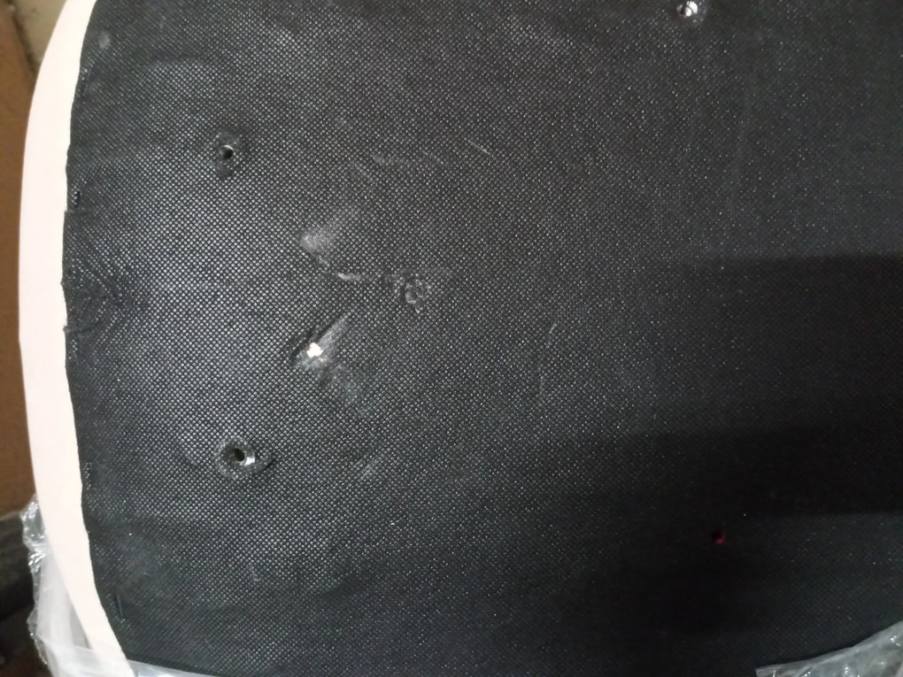 OFERTA Scaun de masa din catifea bej BORA II. calitate secundara