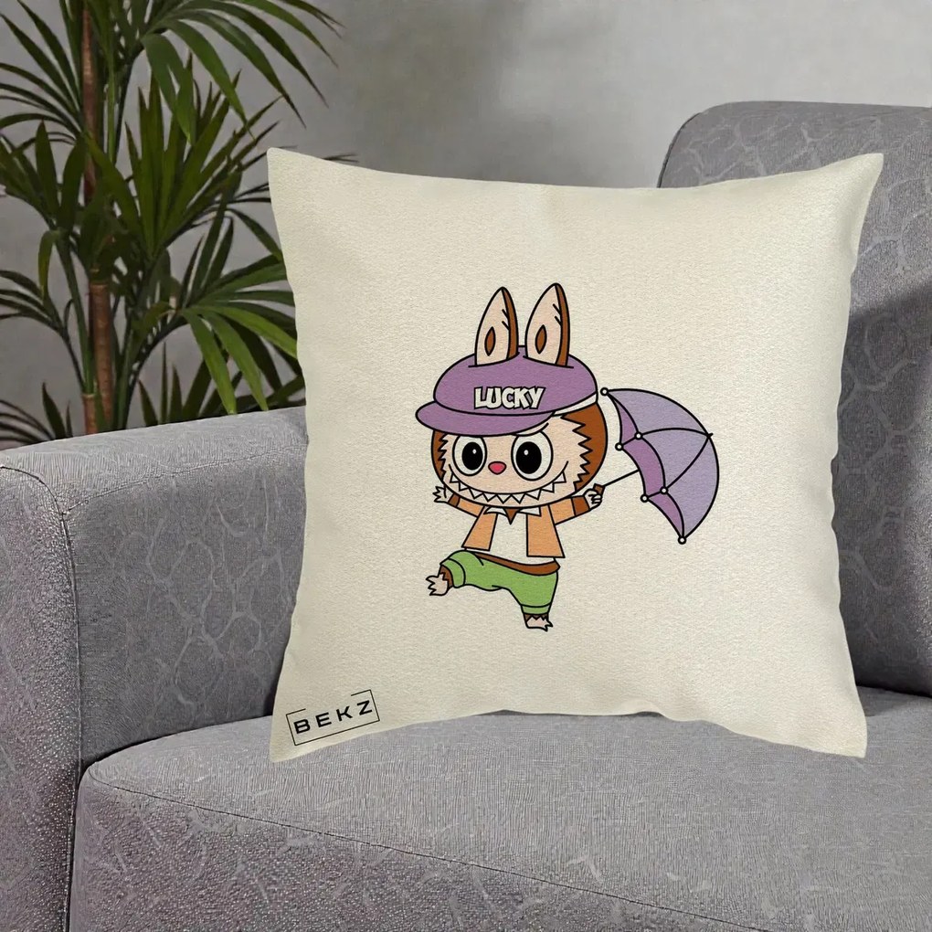 Perna Personalizata Labubu Lucky cu Umbrela, 40x40 cm, Ecru, Husa Detasabila, Perna Inclusa, BEKZ®