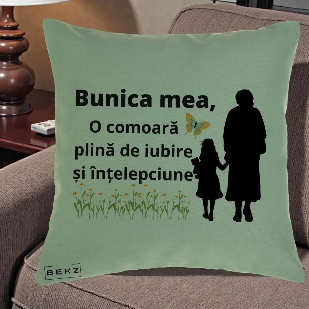 Cadou pentru Bunica - Perna Personalizata Bunica Mea Comoara Iubire Intelepciune Varianta Extinsa, 40x40 cm, Verde, Husa Detasabila, Perna Inclusa, BEKZ®