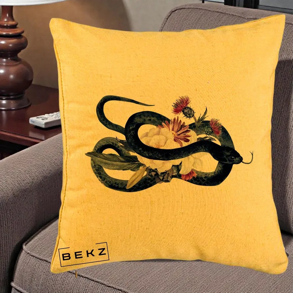Perna Decorativa Sarpe Negru cu Flori Gothic, 40x40 cm, Galben, Husa Detasabila, Perna Inclusa, BEKZ®