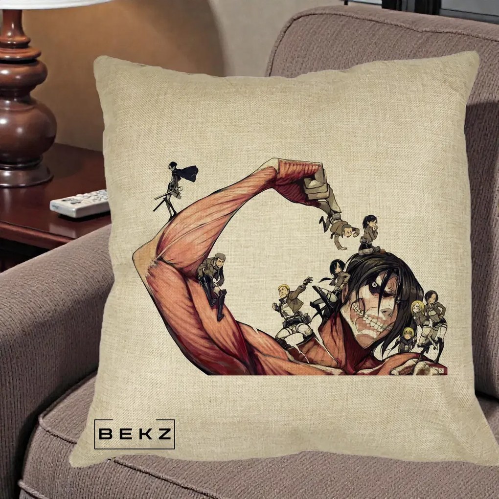 Perna Personalizata Attack on Titan Eren Titan Grup, 40x40 cm, Crem, Husa Detasabila, Perna Inclusa, BEKZ®