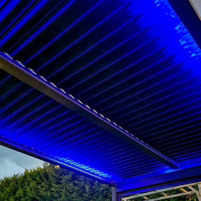 Pergolă LUXE 3x3m antracit cu iluminare LED
