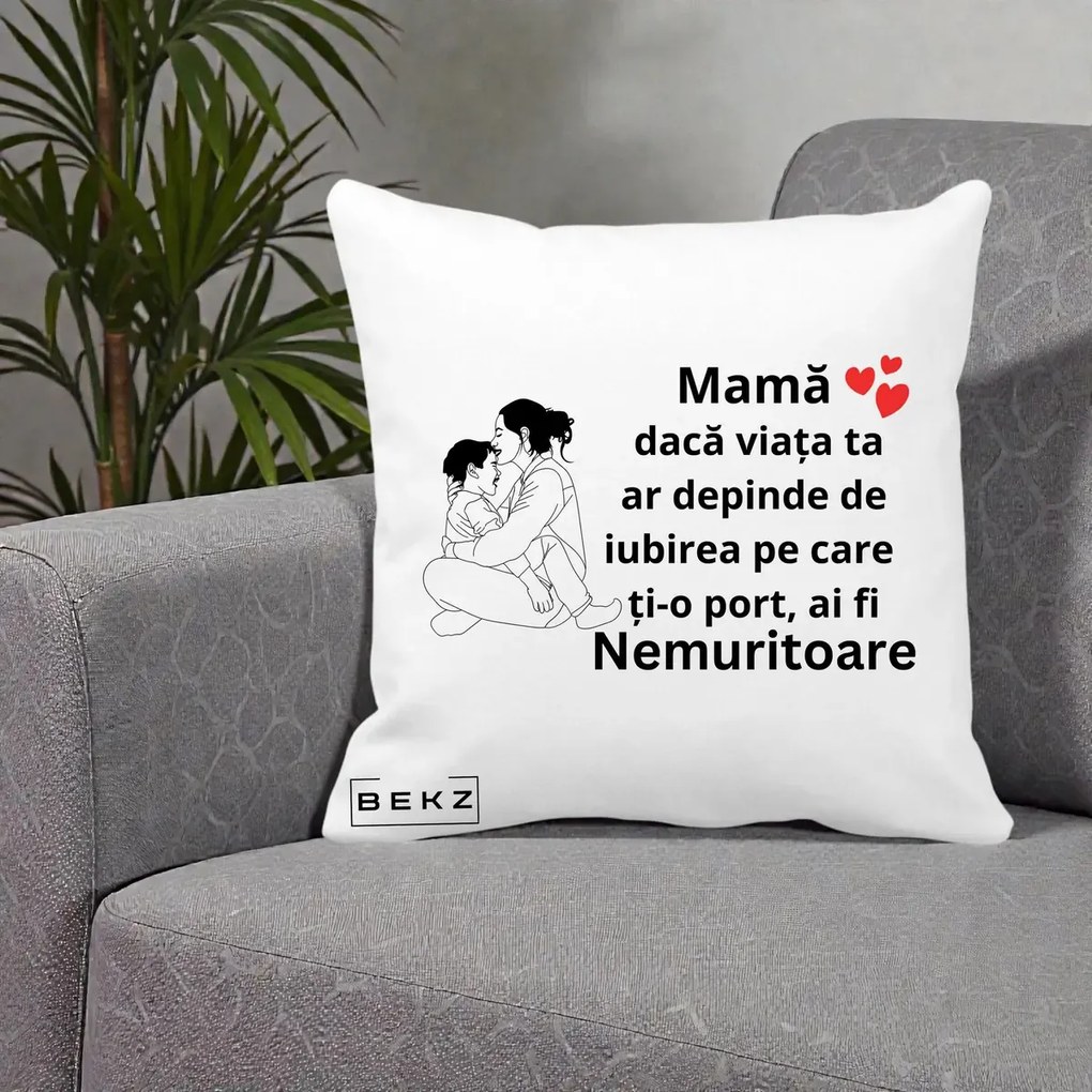Cadou pentru Mama - Perna Personalizata Mama Nemuritoare Kawaii, 40x40 cm, Alba Mata, Husa Detasabila, Perna Inclusa, BEKZ®