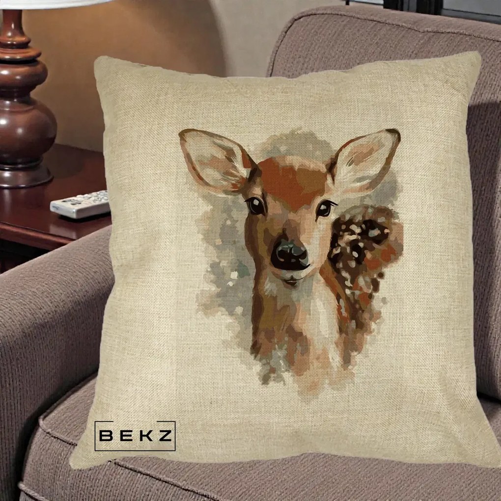 Perna Decorativa Caprioara Pui Acuarela, 40x40 cm, Crem, Husa Detasabila, Perna Inclusa, BEKZ®