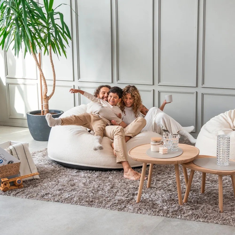Fotoliu bean bag crem cu tapițerie din țesătură bouclé Om 135 – SLOWDOWN