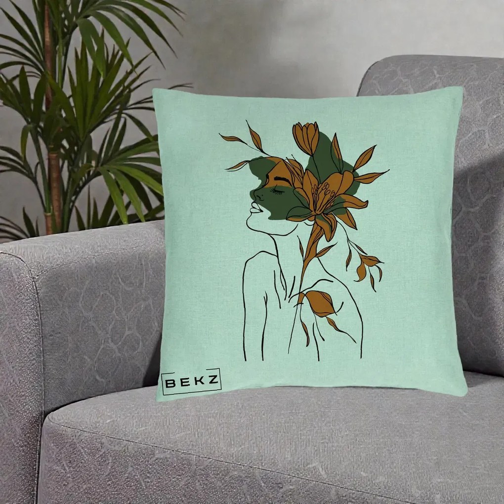 Perna Decorativa Portret Feminin Crin Auriu, 40x40 cm, Verde Menta, Husa Detasabila, Perna Inclusa, BEKZ®