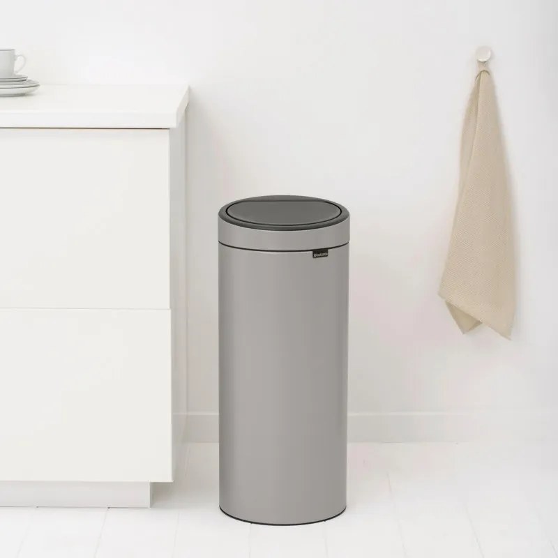 Cos de gunoi Brabantia Touch Bin New 1010459, 30 l, Inchidere silentioasa si lina, Gri deschis