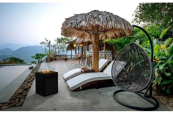 Șemineu de exterior pe gaz Planika Square GAS 79,7x48 cm 10kW