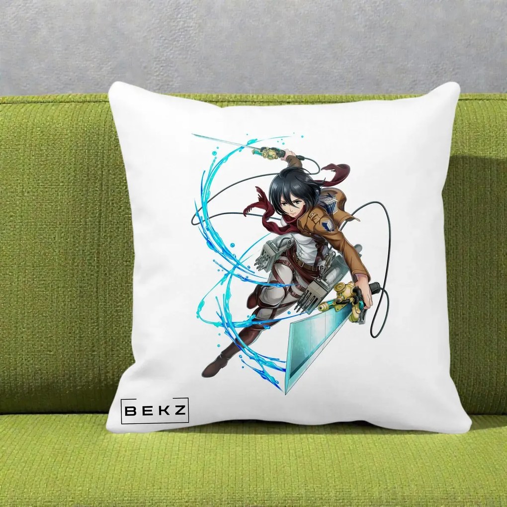 Perna Personalizata Attack on Titan Mikasa Ackerman Lupta, 40x40 cm, Alba Mata, Husa Detasabila, Perna Inclusa, BEKZ®