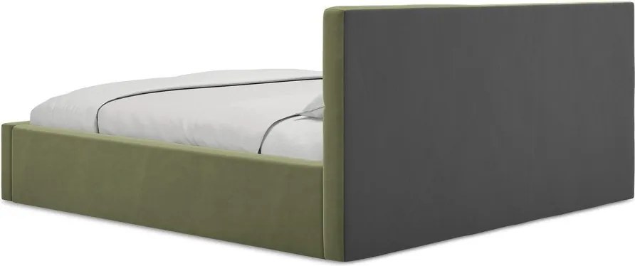 Pat matrimonial verde tapițat din catifea cu spațiu de depozitare cu somieră 140x200 cm Hiko – Makamii