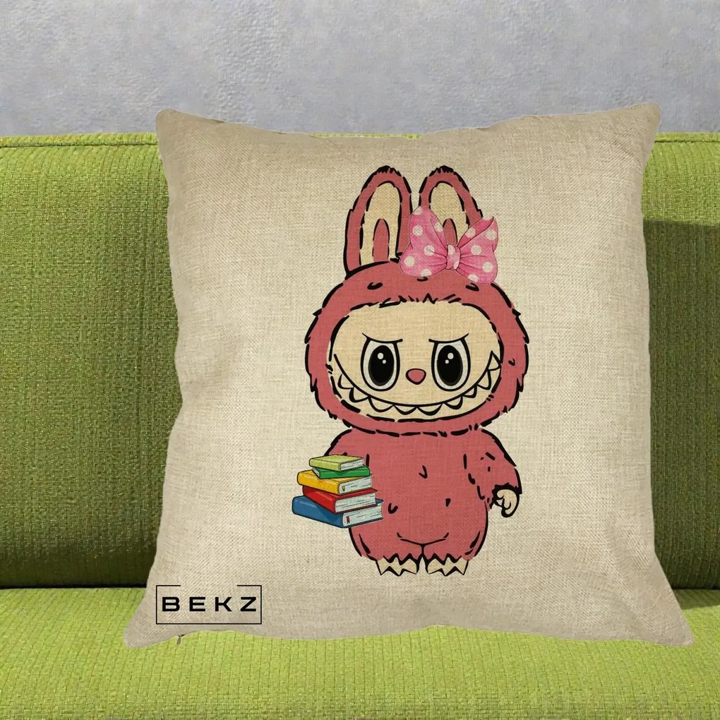 Perna Personalizata Labubu Roz cu Funda si Carti, 40x40 cm, Crem, Husa Detasabila, Perna Inclusa, BEKZ®