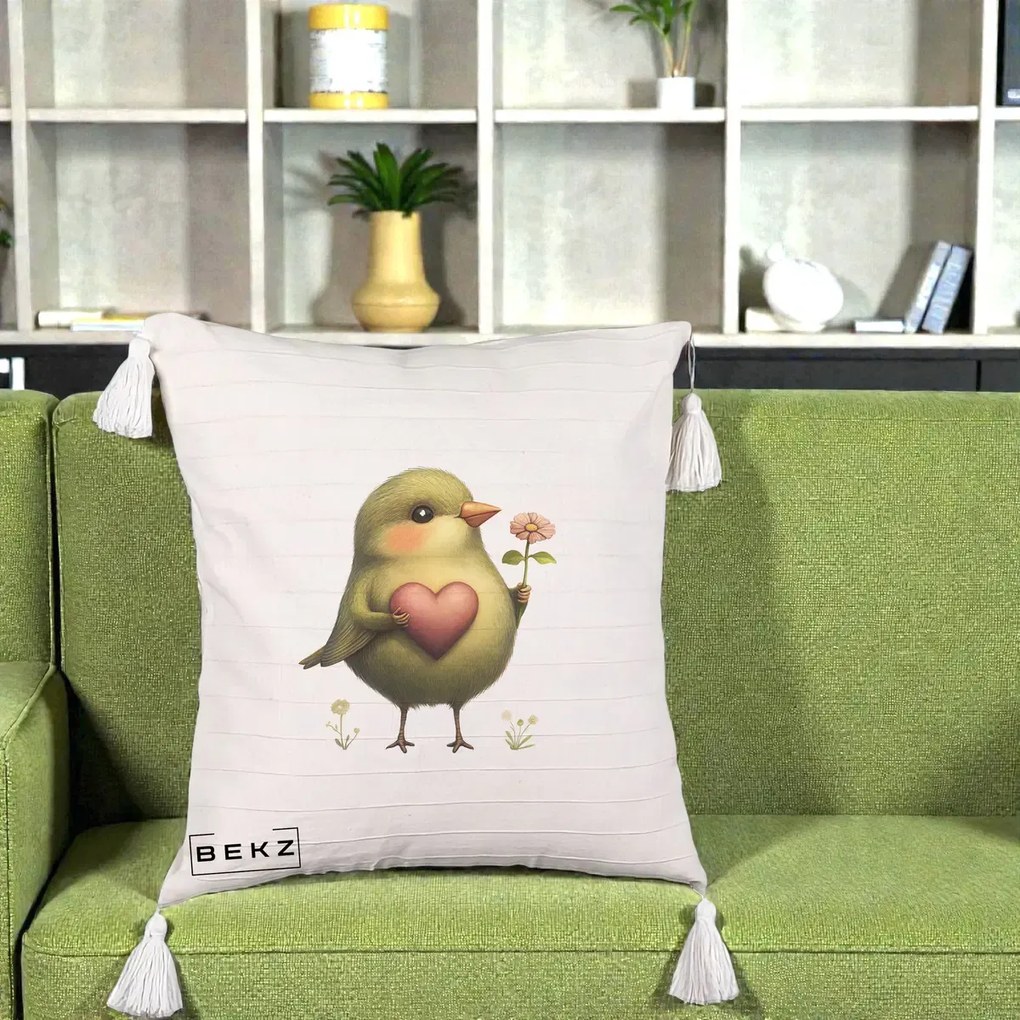 Perna Decorativa Pasare Verde cu Inima si Floare, 40x40 cm, Bej cu Franjuri, Husa Detasabila, Perna Inclusa, BEKZ®