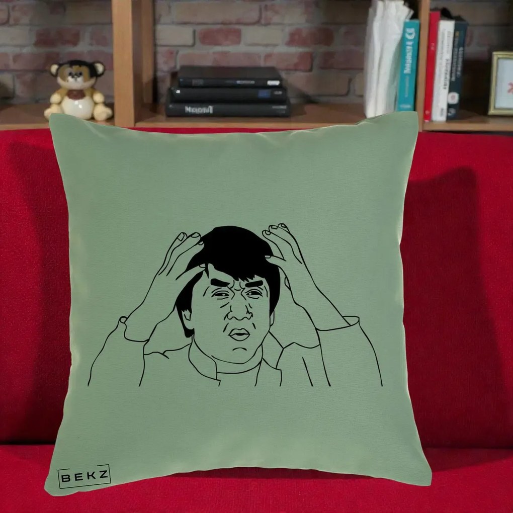 Perna Decorativa Jackie Chan WTF, 40x40 cm, Verde, Husa Detasabila, Perna Inclusa, BEKZ®