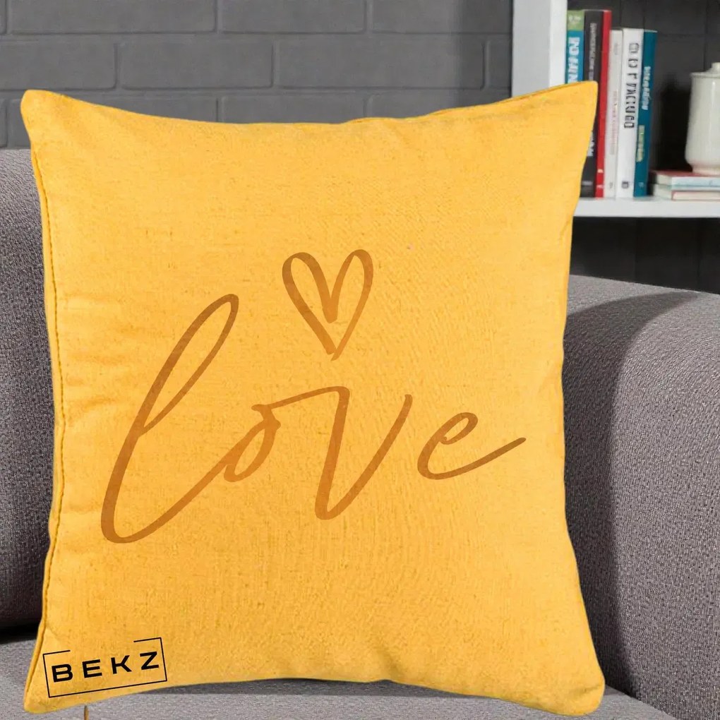Perna Decorativa Love Caligrafie Aurie, 40x40 cm, Galben, Husa Detasabila, Perna Inclusa, BEKZ®