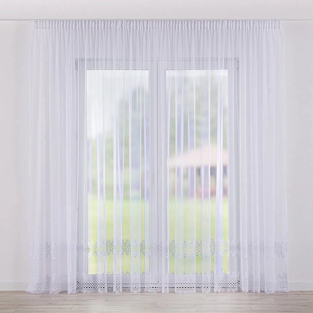 Draperie cu banda