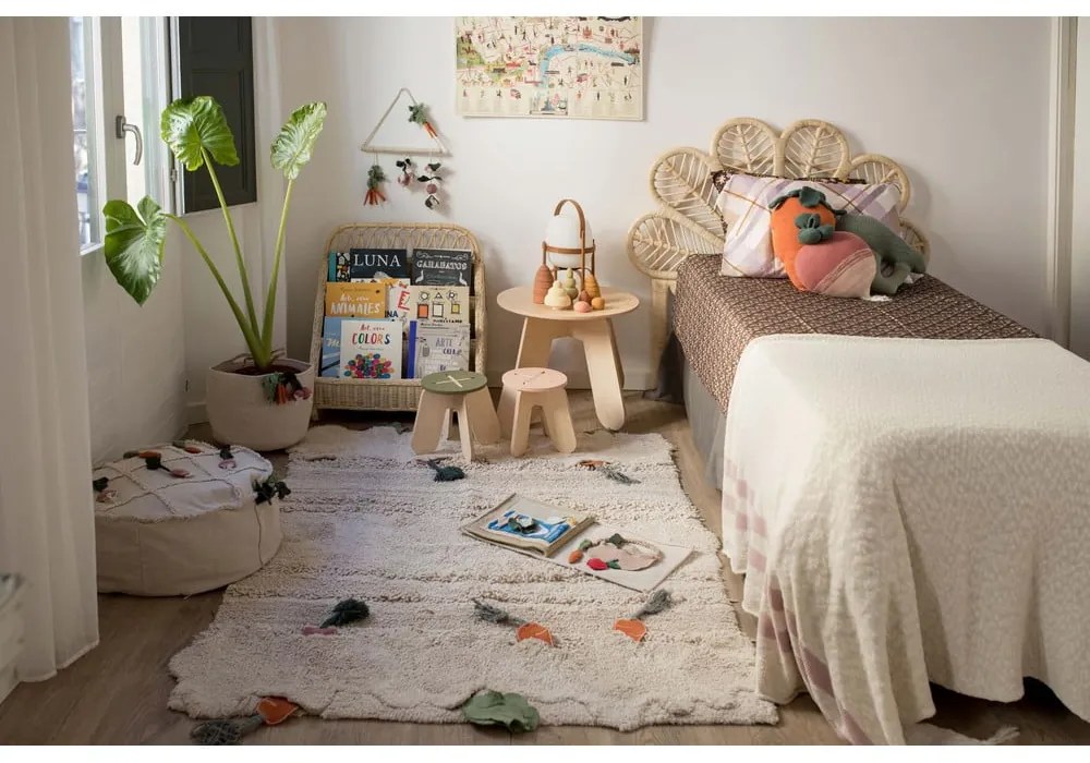 Fotoliu puf pentru copii crem Tic-Tac-Toe – Lorena Canals