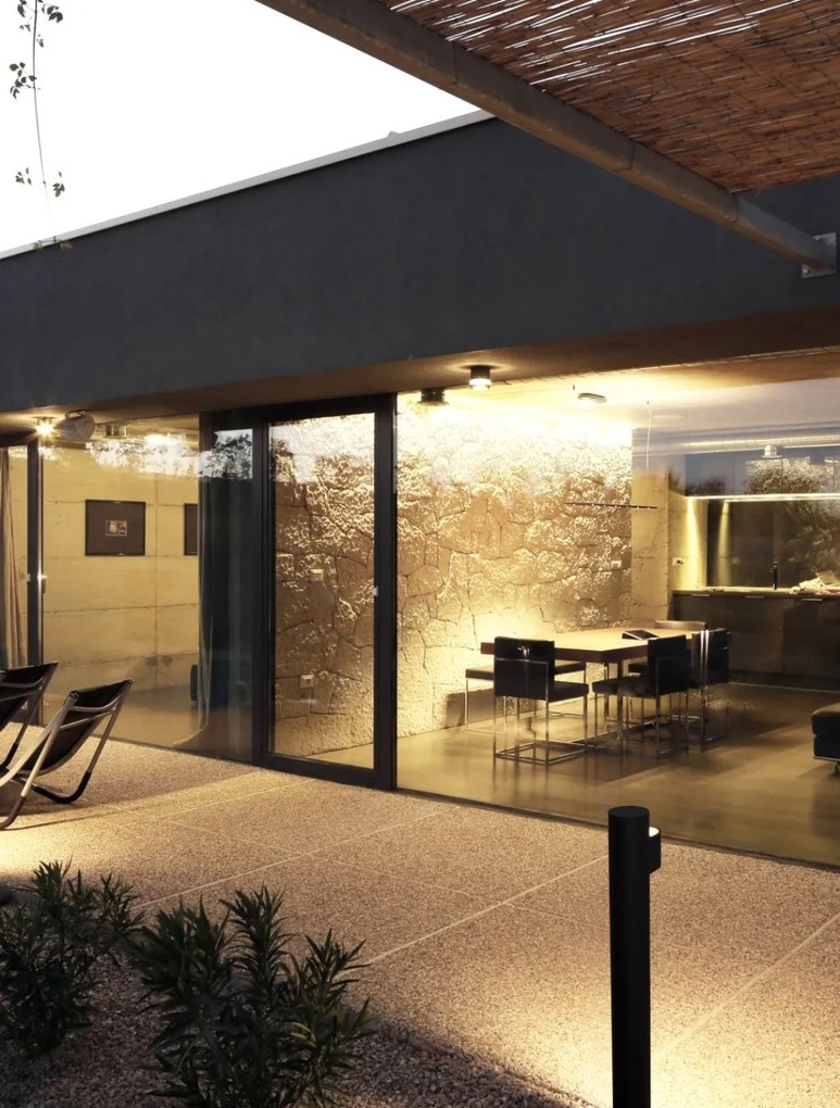 Stalp LED mediu pentru iluminat exterior IP64 ADURO