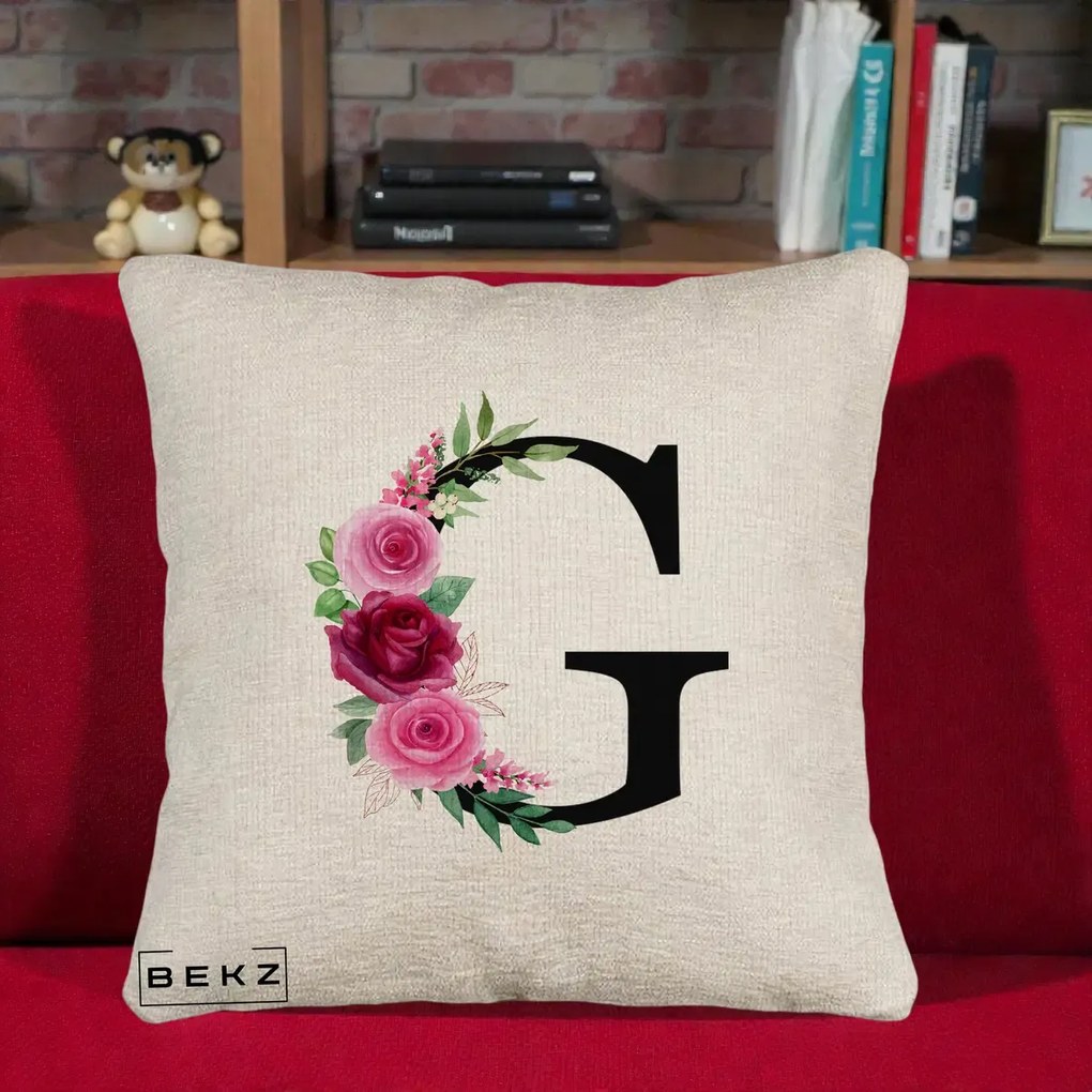 Cadou Personalizat - Perna Personalizata Monograma Florala Litera G, 40x40 cm, Bej Canapea, Husa Detasabila, Perna Inclusa, BEKZ®