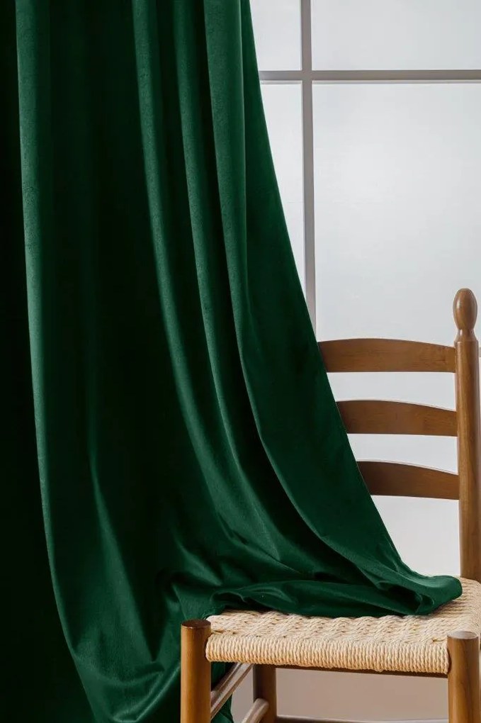 Draperie opaca verde inchis VELVET 140x270 cm Agatat: Rejansa