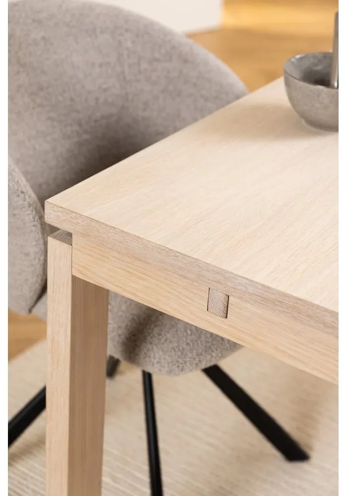 Masă de dining extensibilă cu blat cu aspect de lemn de stejar 100x200 cm Linley – Actona