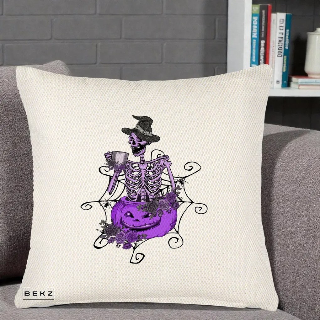 Perna Decorativa Schelet Vrajitor cu Dovleac Violet Halloween, 40x40 cm, Crem Reliefat, Husa Detasabila, Perna Inclusa, BEKZ®