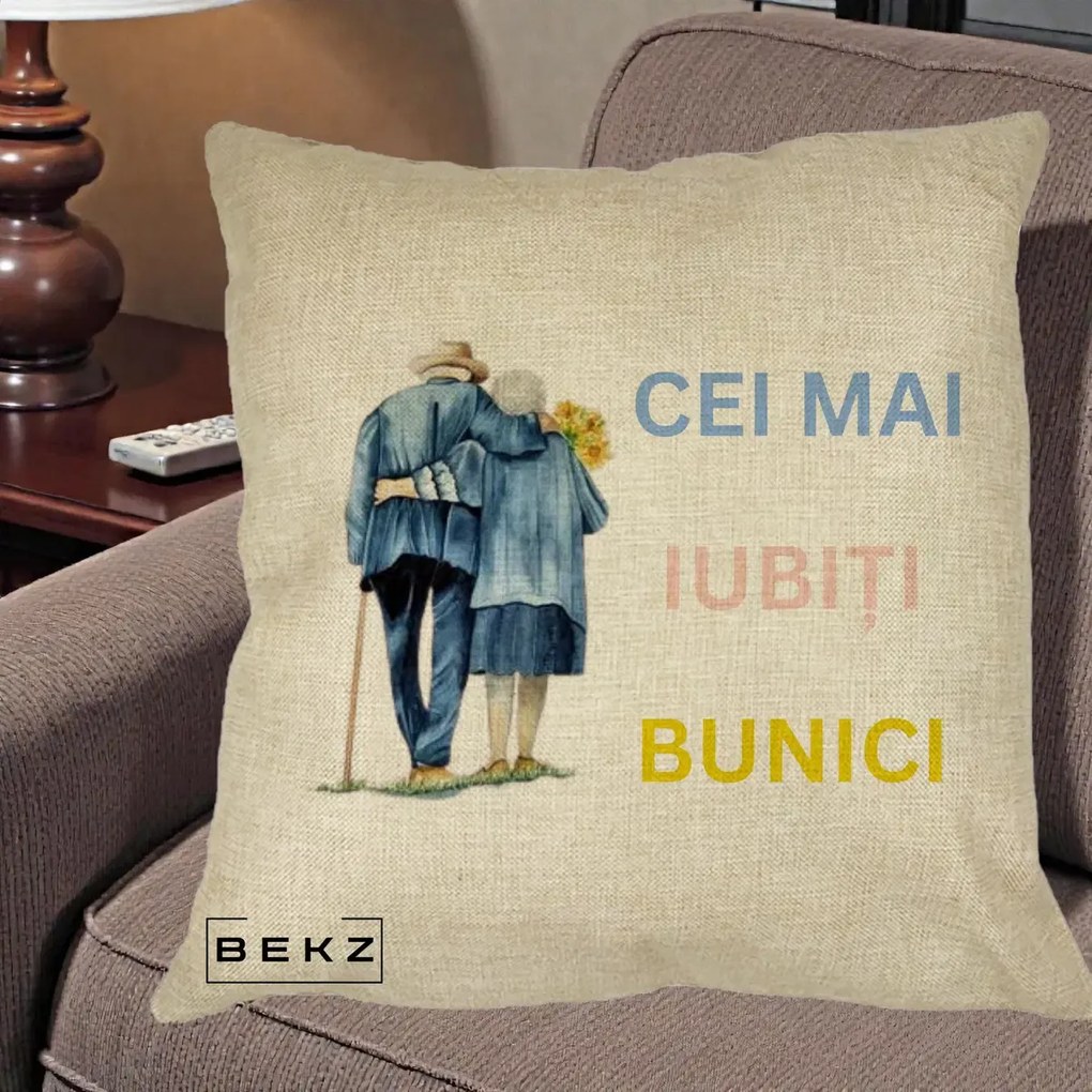 Cadou pentru Bunici - Perna Personalizata Cei Mai Iubiti Bunici Acuarela Spate, 40x40 cm, Crem, Husa Detasabila, Perna Inclusa, BEKZ®