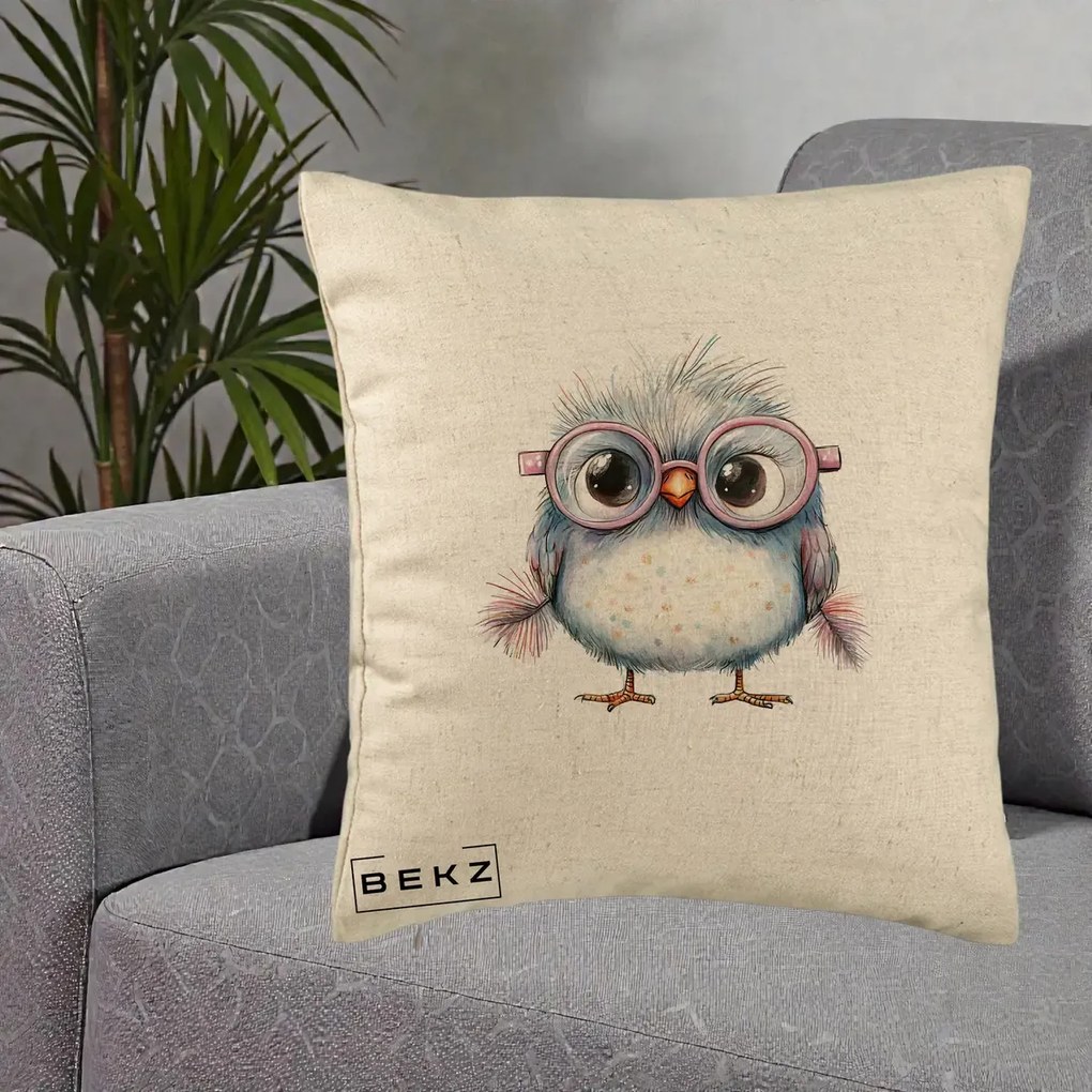 Perna Decorativa Pui Pufos cu Ochelari Roz, 40x40 cm, Bej, Husa Detasabila, Perna Inclusa, BEKZ®