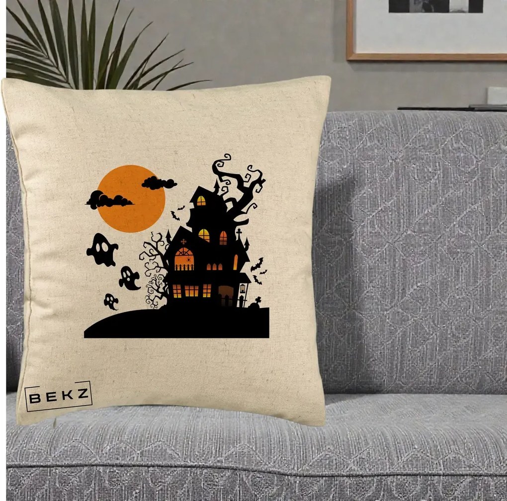 Perna Decorativa Halloween Casa Bantuita cu Fantome, 40x40 cm, Bej, Husa Detasabila, Perna Inclusa, BEKZ®
