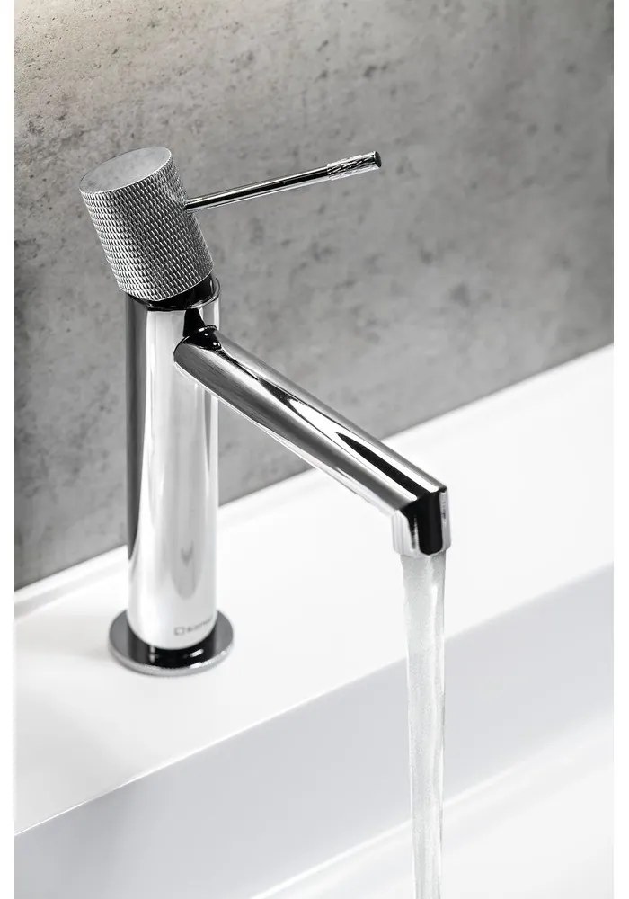 Baterie argintiu-lucios pentru chiuvetă înaltă Solaris – Sapho