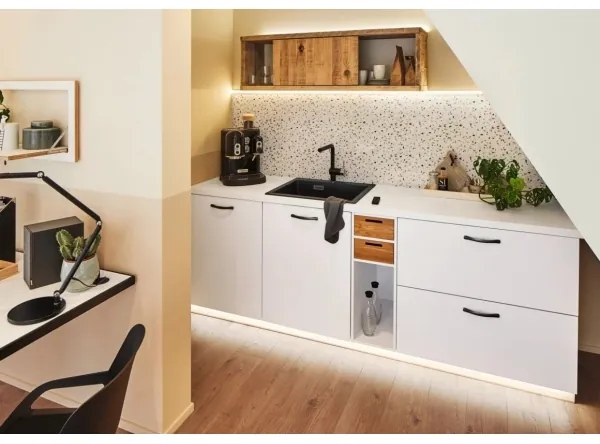 Bandă dimabilă pentru baie LED/10W IP44 Paulmann 70623 MAXLED 1,5 m 2700-6500K 230V + telecomandă