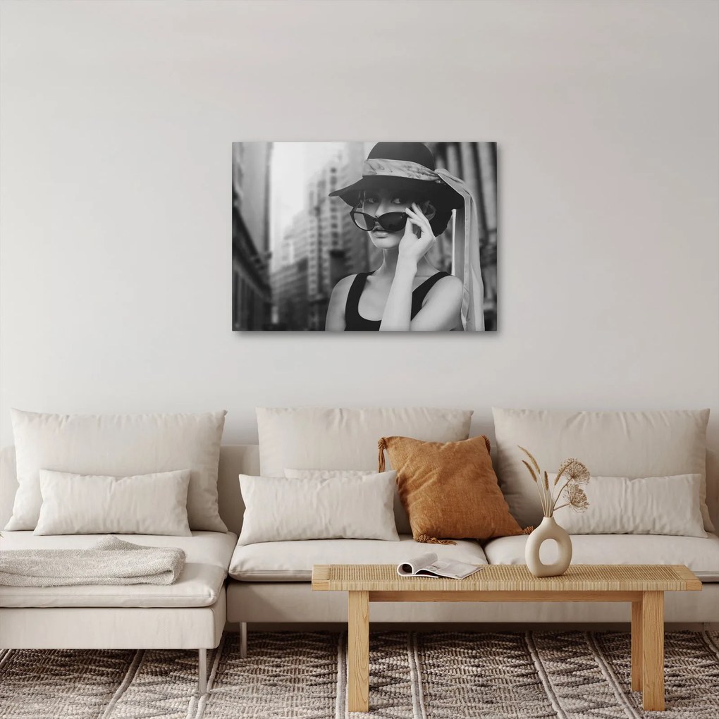 Tablou cu femeie (70x50 cm)