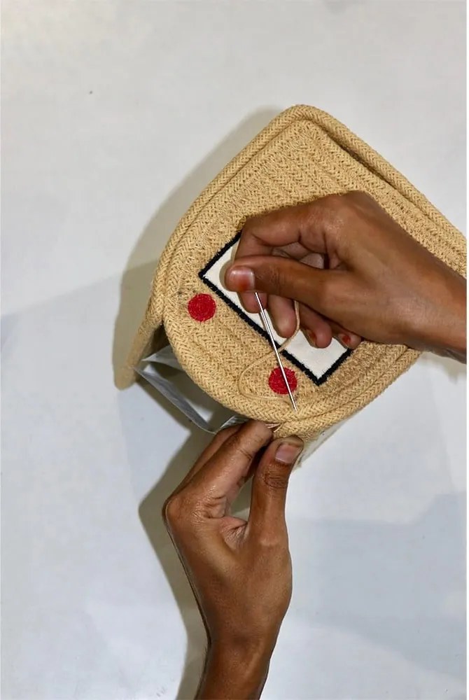 Coș de jucării pentru copii galben ocru din material textil 22x19x15 cm School Bus – Lorena Canals