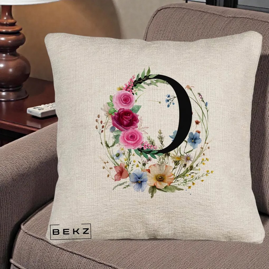 Cadou Personalizat - Perna Personalizata Monogram Litera O cu Flori Acuarela, 40x40 cm, Bej Canapea, Husa Detasabila, Perna Inclusa, BEKZ®