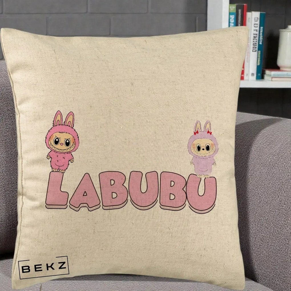 Perna Personalizata Labubu Duo Roz-Lila cu Text, 40x40 cm, Bej, Husa Detasabila, Perna Inclusa, BEKZ®