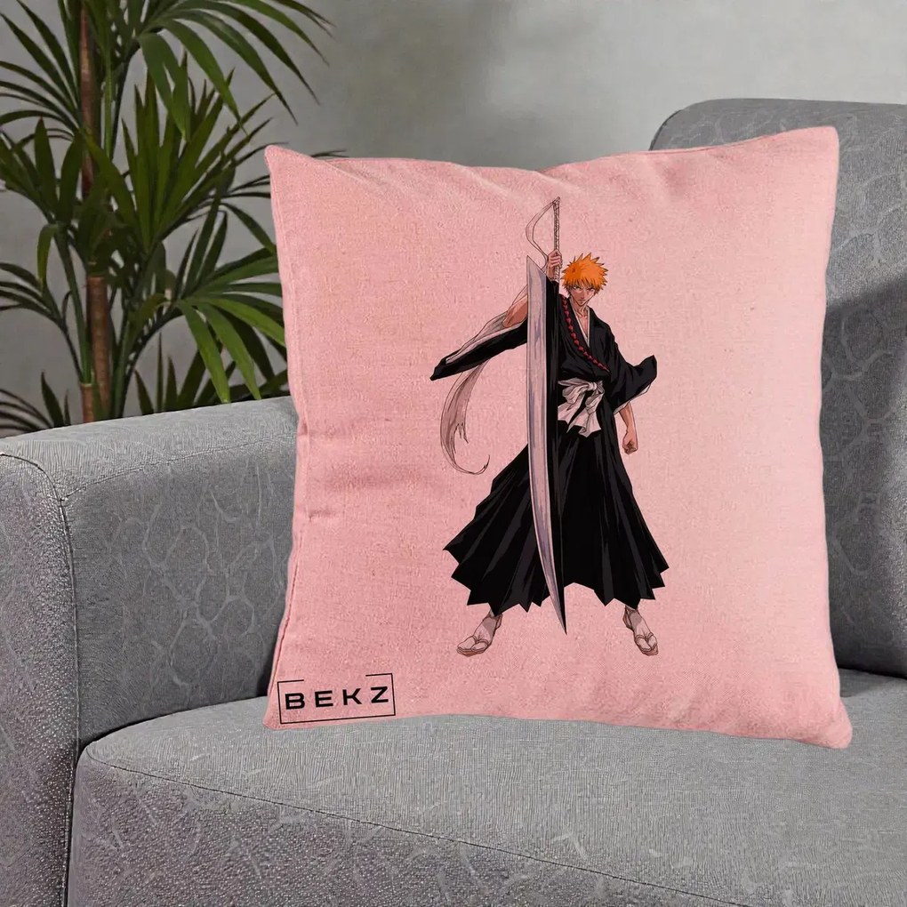 Perna Personalizata Bleach Ichigo Kurosaki Zangetsu, 40x40 cm, Roz, Husa Detasabila, Perna Inclusa, BEKZ®