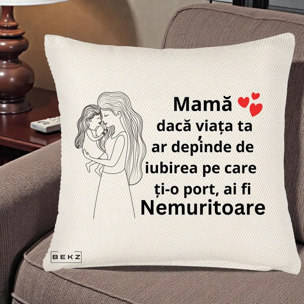 Cadou pentru Mama - Perna Personalizata Mama Nemuritoare cu Copilul in Poala, 40x40 cm, Crem Reliefat, Husa Detasabila, Perna Inclusa, BEKZ®