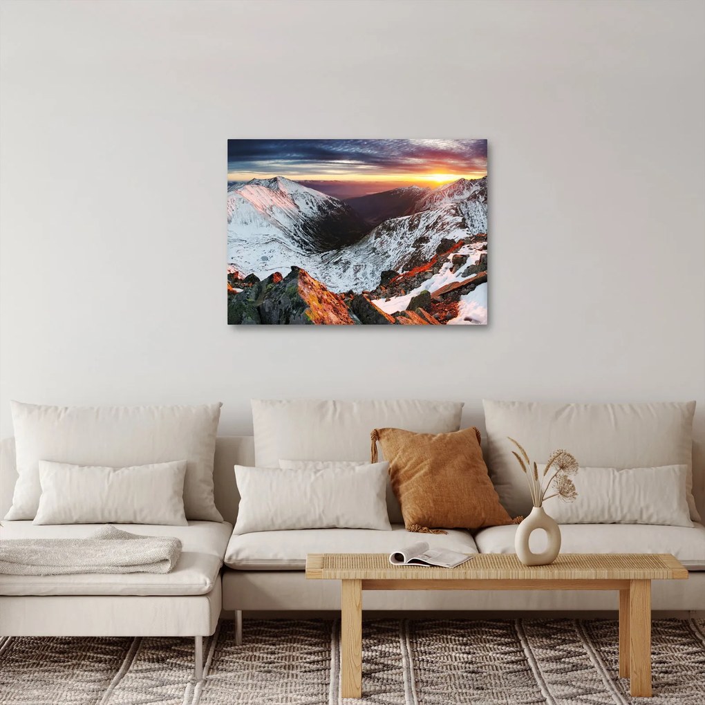 Tablou - Panoramă montană de iarnă (70x50 cm)