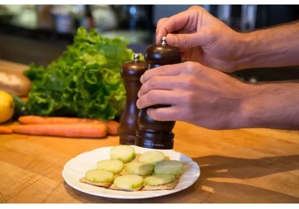 Cole&Mason - Râșniță piper CAPSTAN FOREST fag 16,5 cm