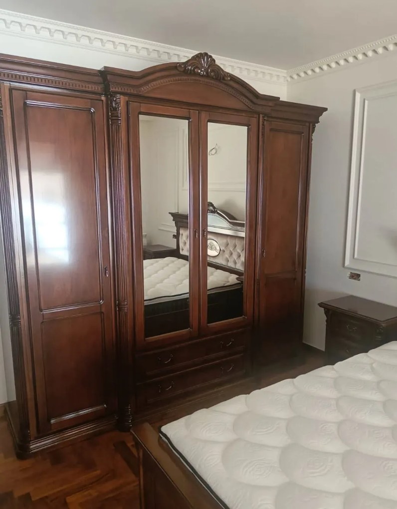 Dulap lemn masiv Briston 4 usi si 2 sertare, 240 × 68 × 233 cm