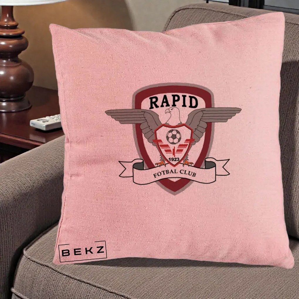 Perna Personalizata Rapid Fotbal Club 1923, 40x40 cm, Roz, Husa Detasabila, Perna Inclusa, BEKZ®