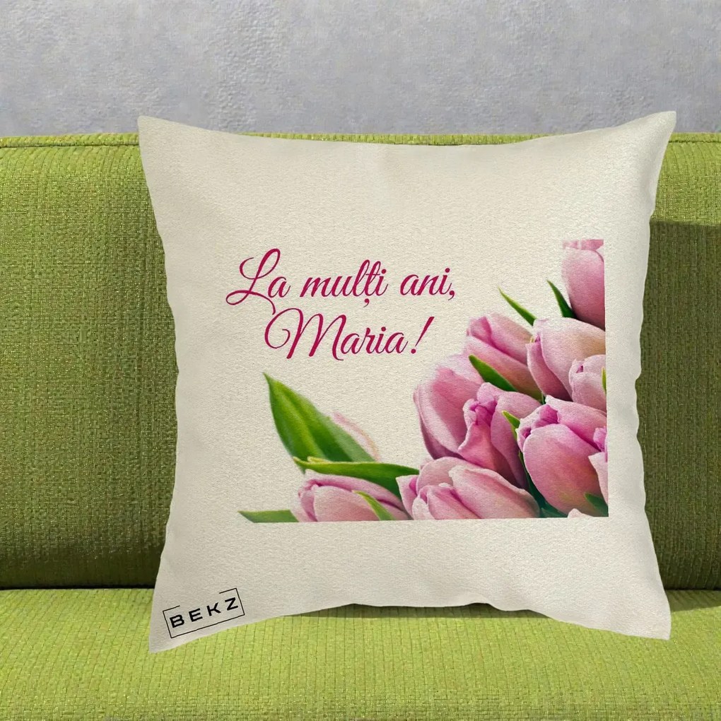 Cadou de Onomastica - Perna Personalizata La Multi Ani Maria Lalele, 40x40 cm, Ecru, Husa Detasabila, Perna Inclusa, BEKZ®
