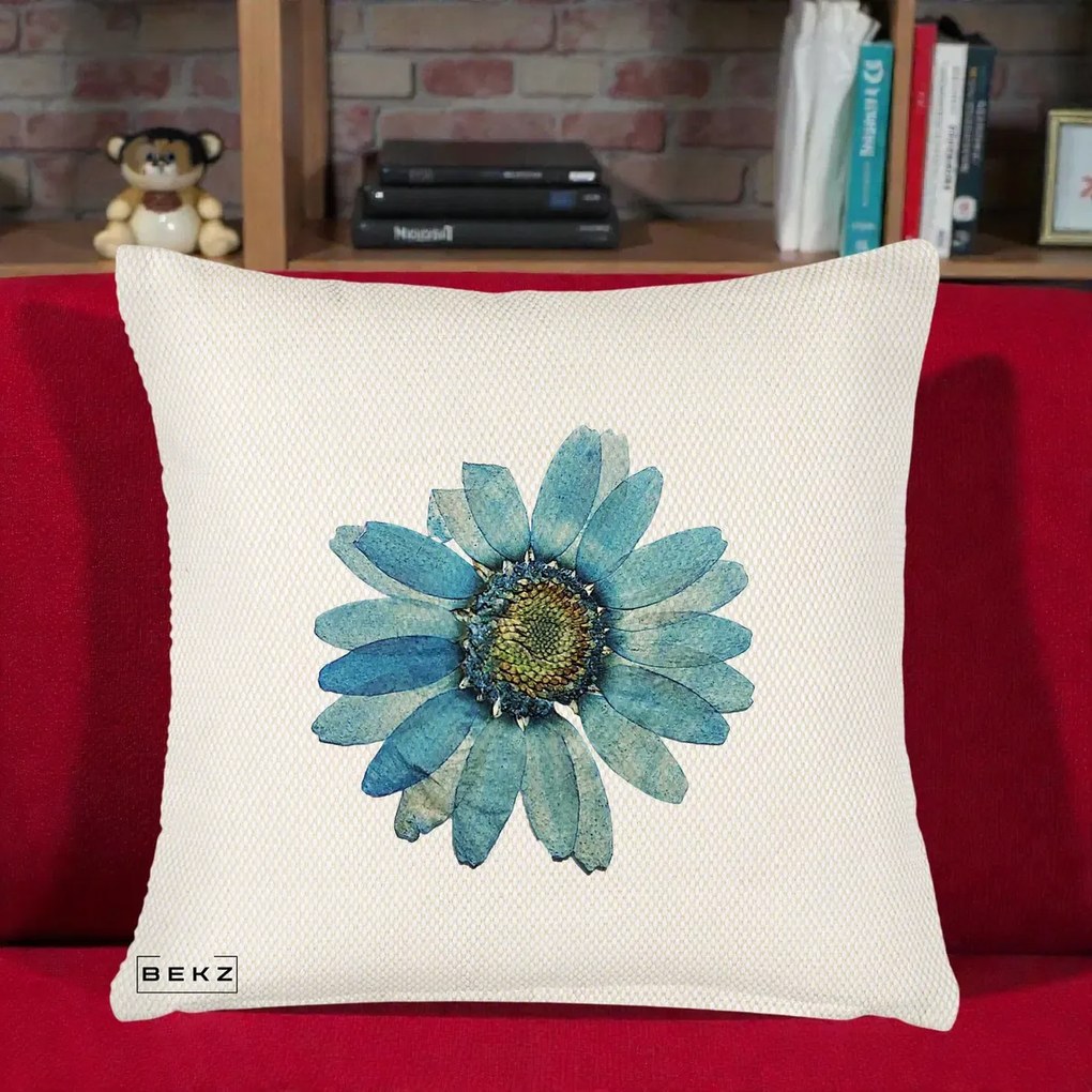 Perna Decorativa Floare Margareta Albastra Acuarela, 40x40 cm, Crem Reliefat, Husa Detasabila, Perna Inclusa, BEKZ®