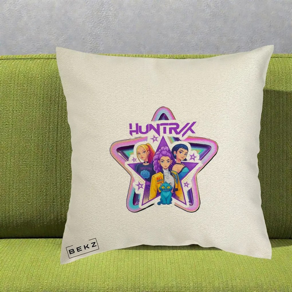 Perna Personalizata K-pop HUNTRX Trio Stea cu Pisica, 40x40 cm, Ecru, Husa Detasabila, Perna Inclusa, BEKZ®