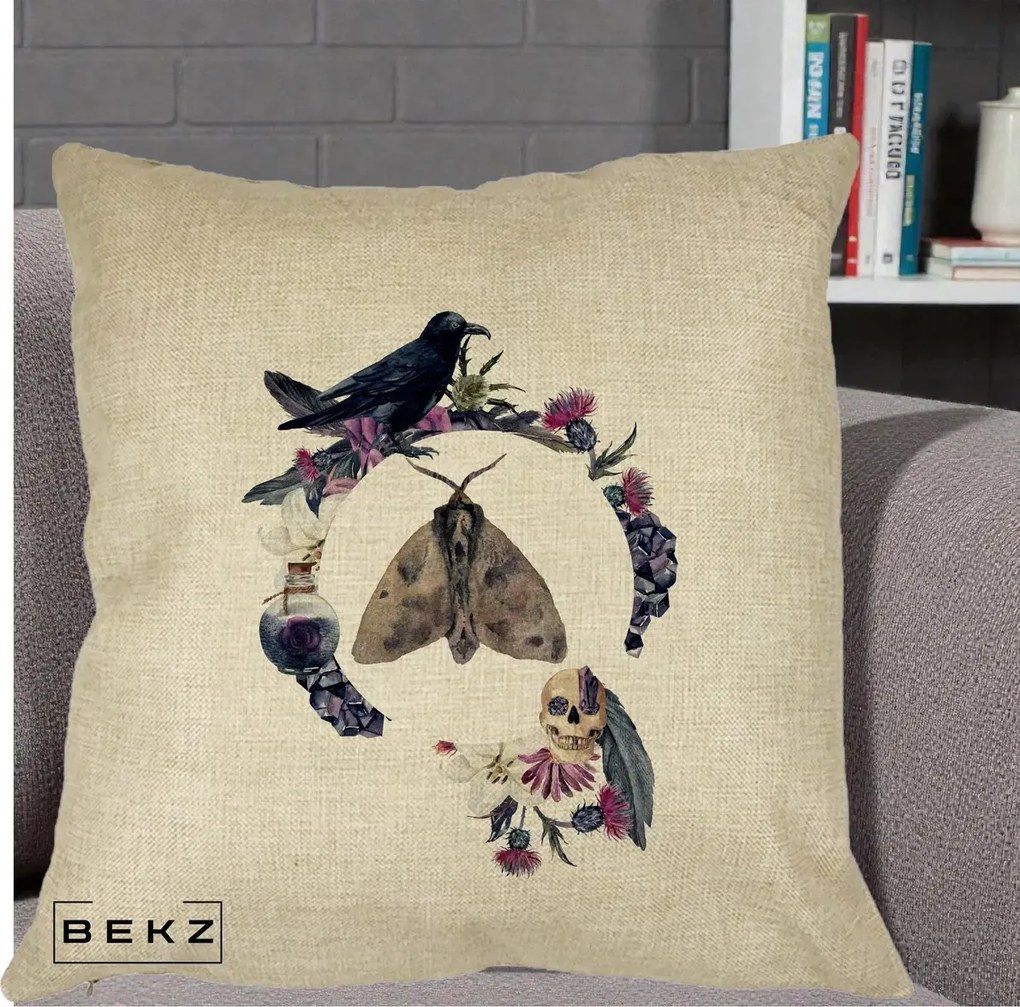 Perna Decorativa Gothic Wreath Corb Moliu Craniu, 40x40 cm, Crem, Husa Detasabila, Perna Inclusa, BEKZ®