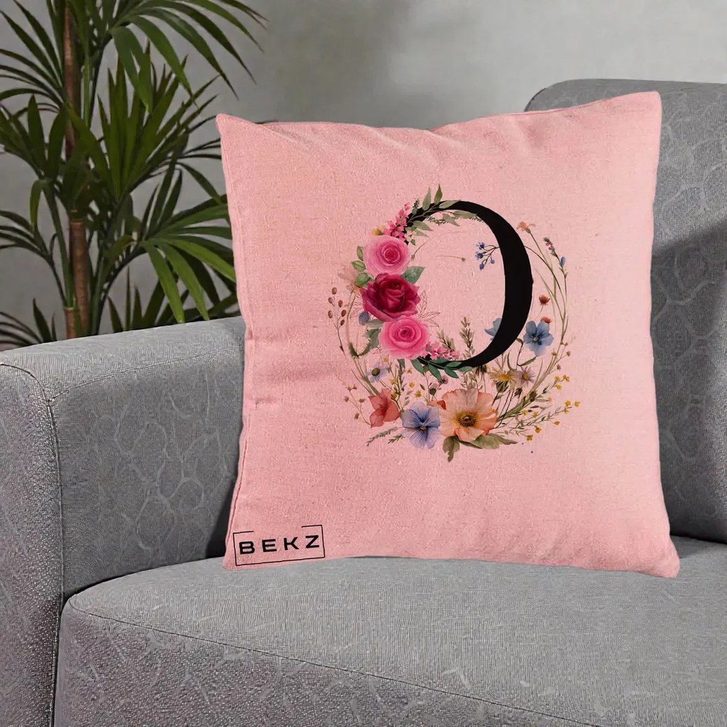Cadou Personalizat - Perna Personalizata Monogram Litera O cu Flori Acuarela, 40x40 cm, Roz, Husa Detasabila, Perna Inclusa, BEKZ®